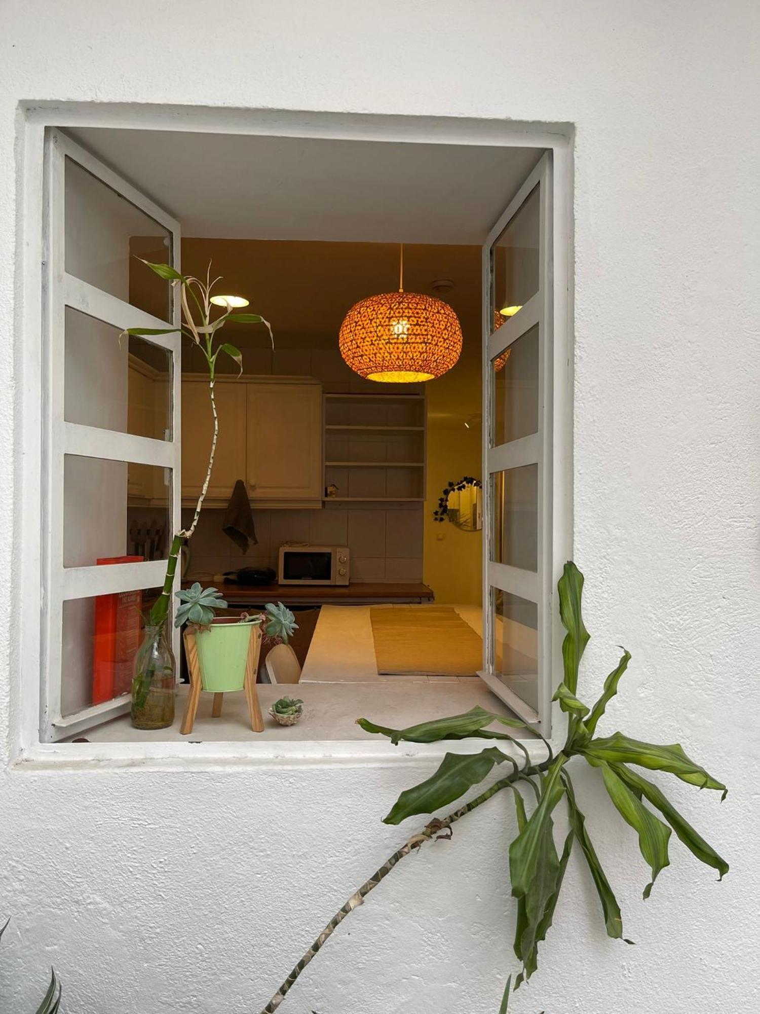 Shared Apartment With Bright Private Patio In Lisboa 外观 照片
