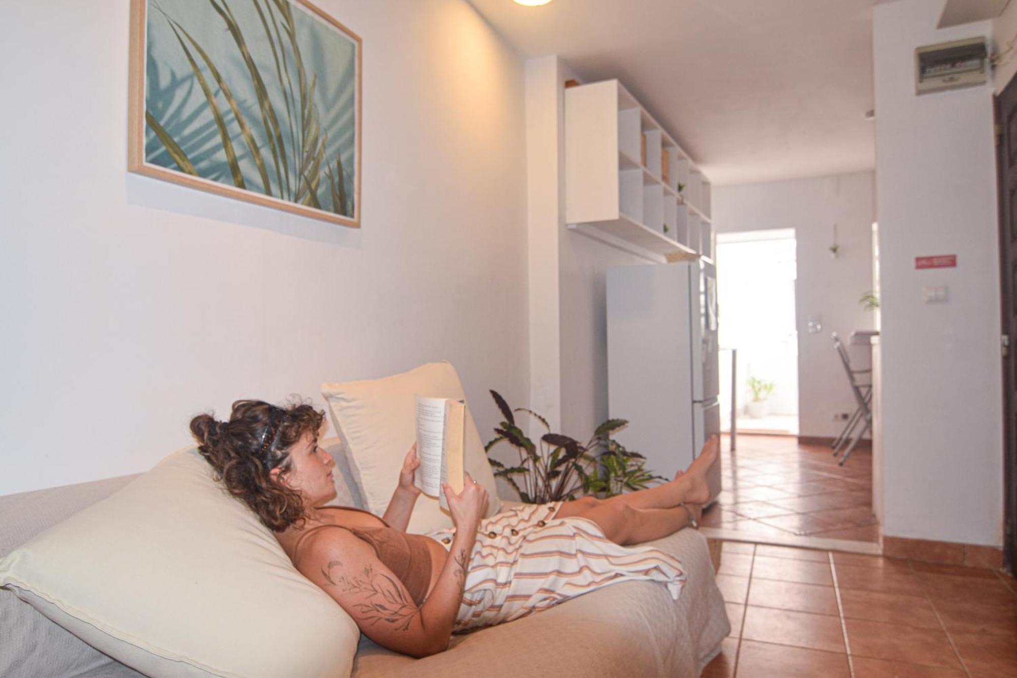 Shared Apartment With Bright Private Patio In Lisboa 外观 照片